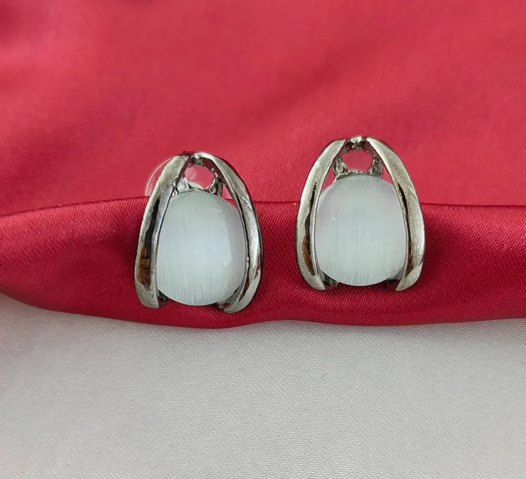 Teardrop Claw Studs