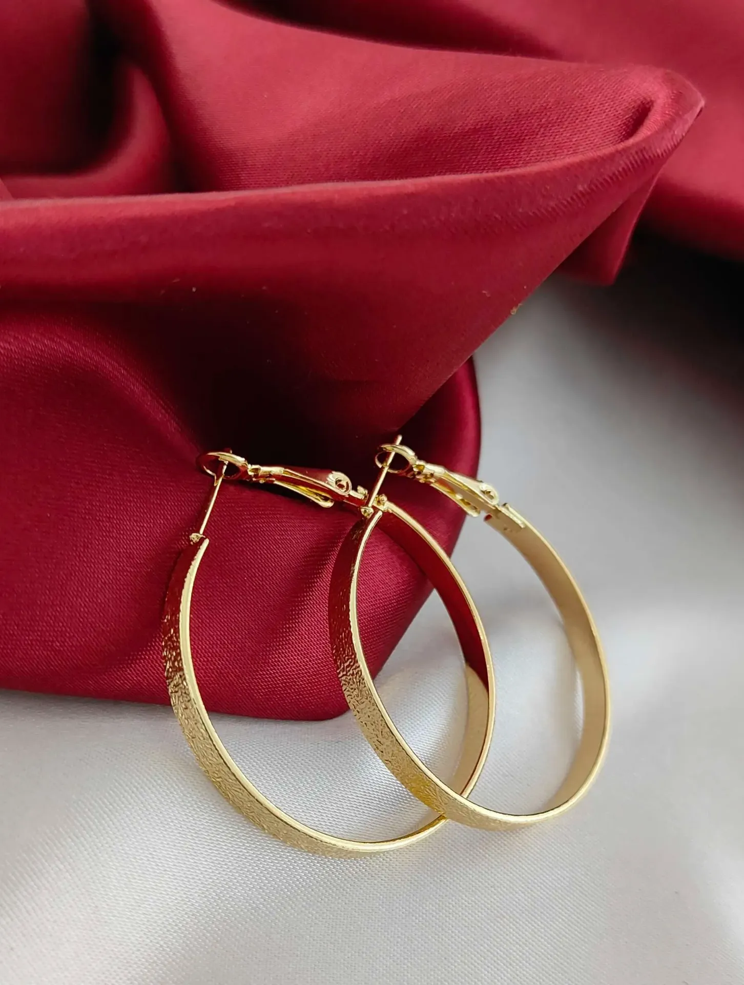 Textured Hoop Earrings 2 pairs