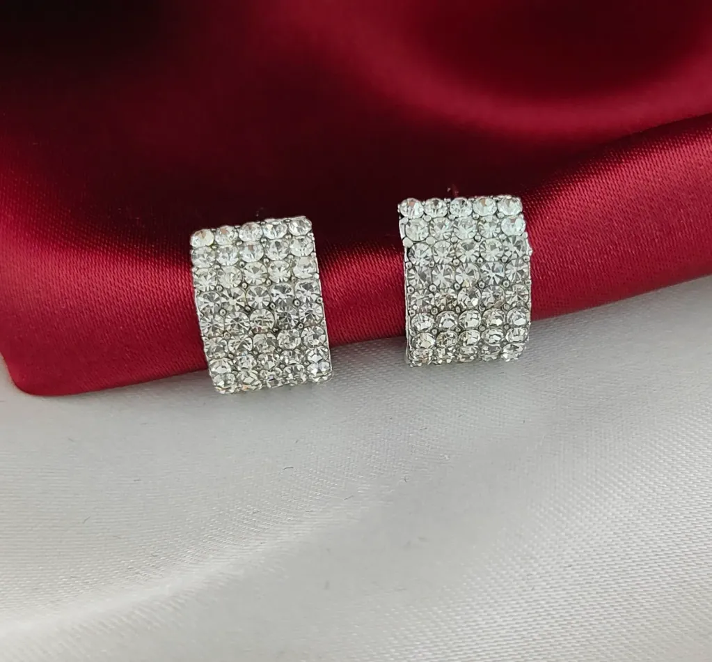 Rectangular Pave Studs