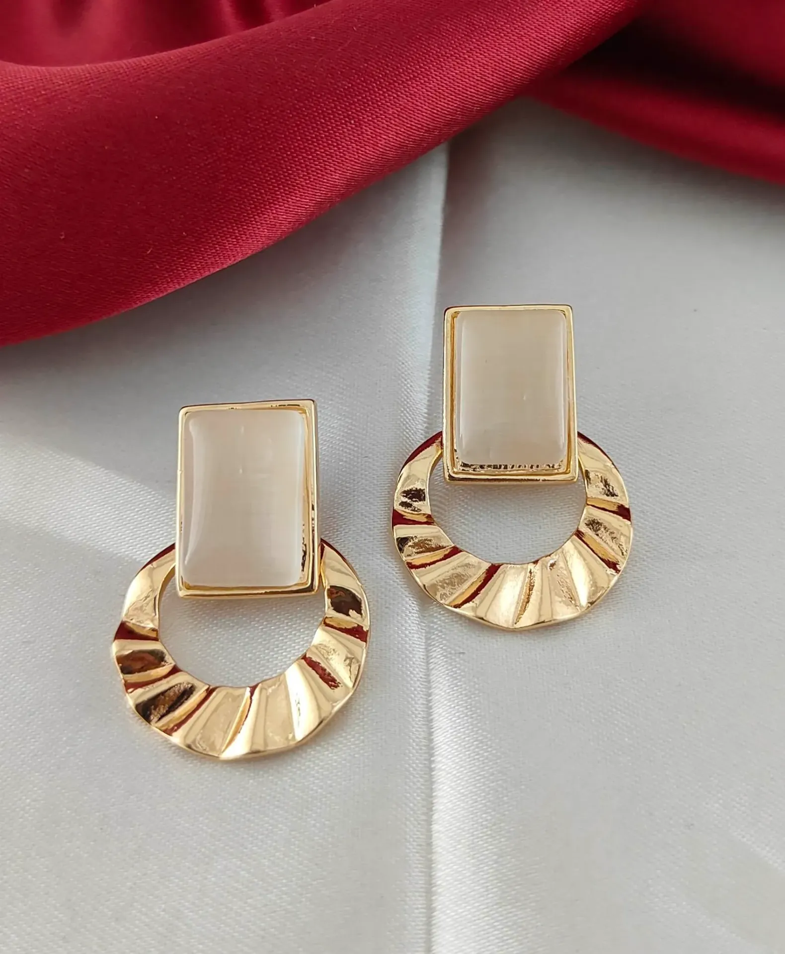 Geometric Cabochon Drops