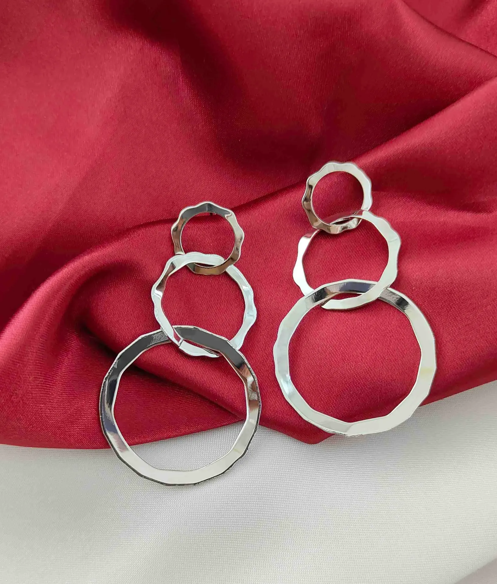 Triple Tier Graduated Hoops