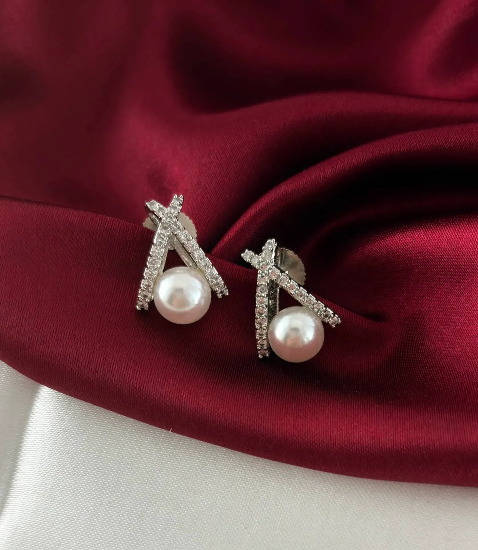 Wishbone Pearl Studs